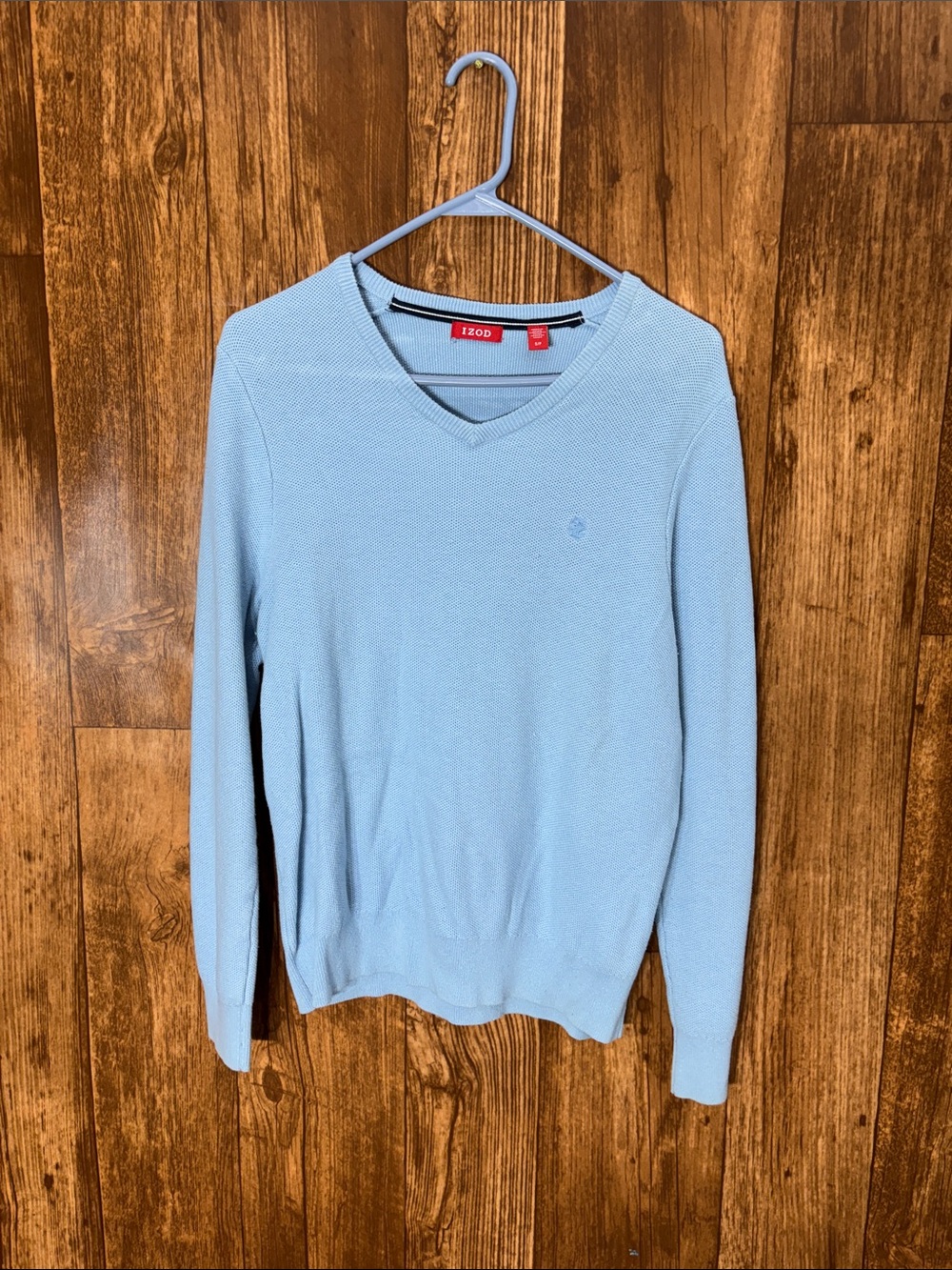 Izod Men's Sky Blue V-Neck Sweater
